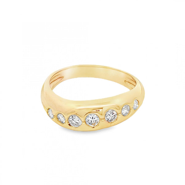 9ct Yellow Gold Graduated Diamond Ring - Size N - 0.39ct