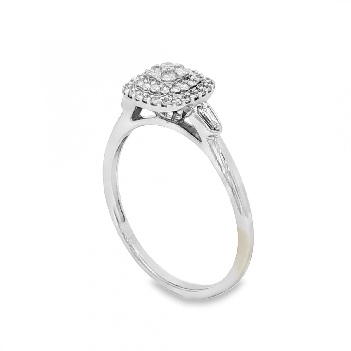 9ct White Gold Diamond Cluster Ring - Size Q - 0.275ct