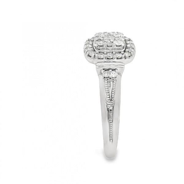 9ct White Gold Diamond Cluster Ring - Size L½ - 0.44ct