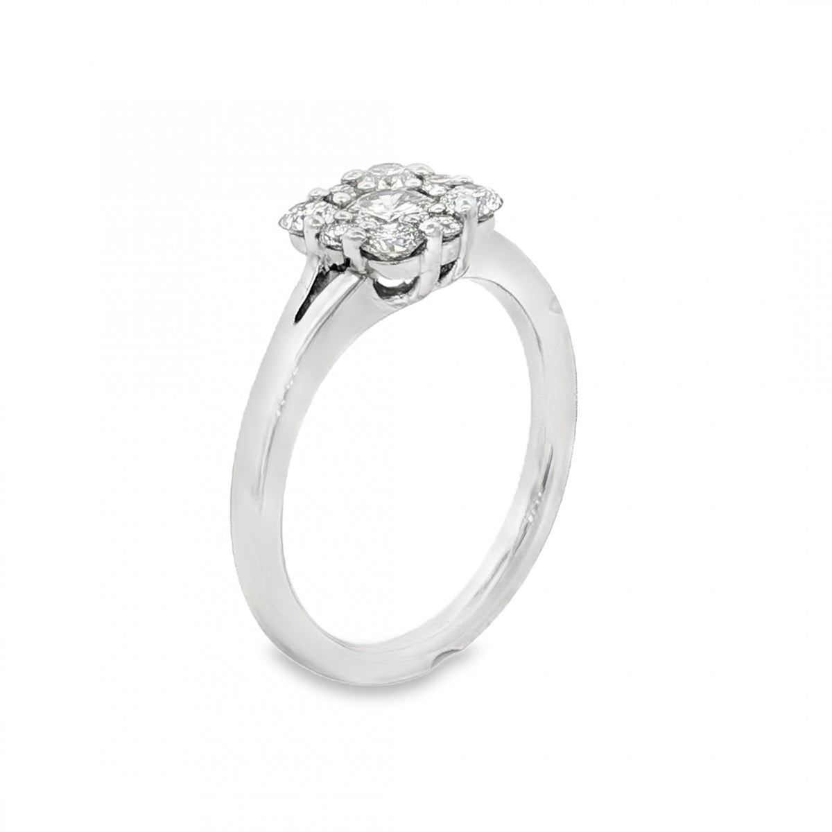 18ct White Gold Diamond Cluster Ring - Size M½ - 0.74ct