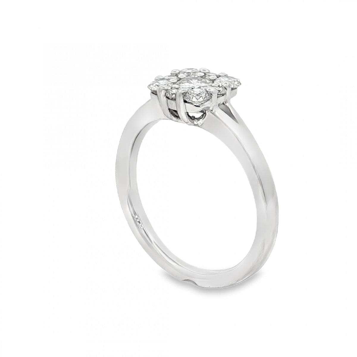 18ct White Gold Diamond Cluster Ring - Size M½ - 0.74ct