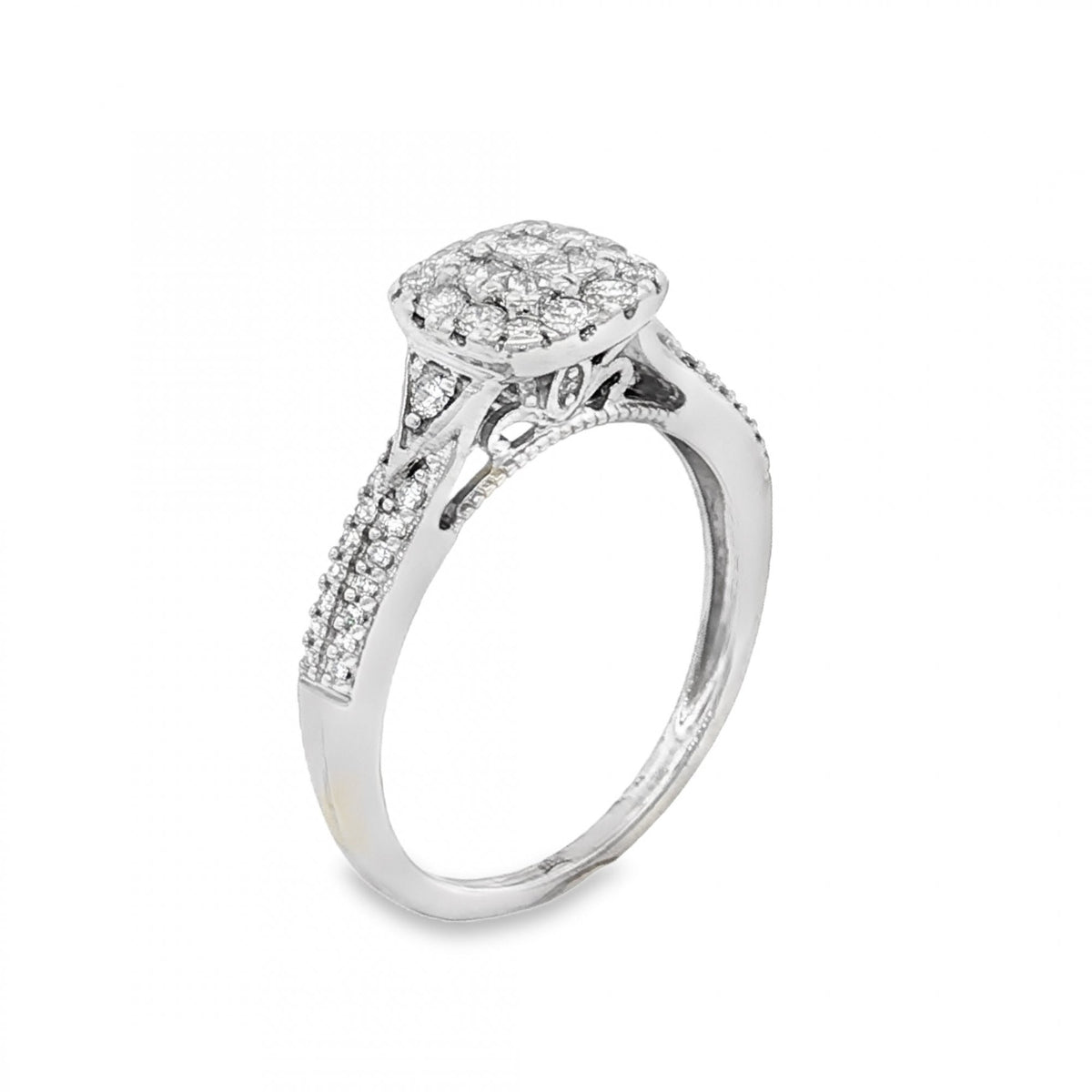 9ct White Gold Diamond Cluster Ring - Size M - 0.50ct