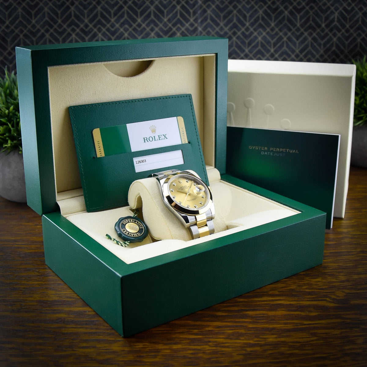 Datejust 41 126303 – Champagne Diamond Dial – 2019
