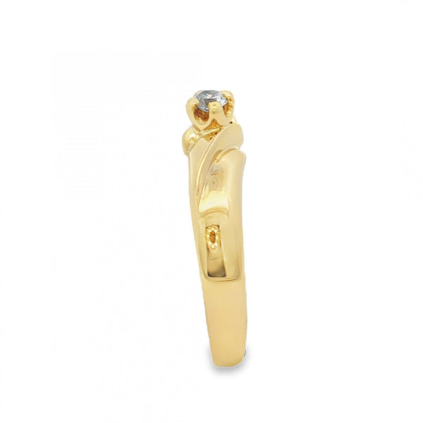 9ct Yellow Gold Cubic Zirconia Twist Ring - Size R½ - 2.7g