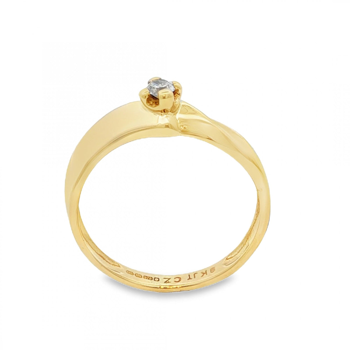 9ct Yellow Gold Cubic Zirconia Twist Ring - Size R½ - 2.7g