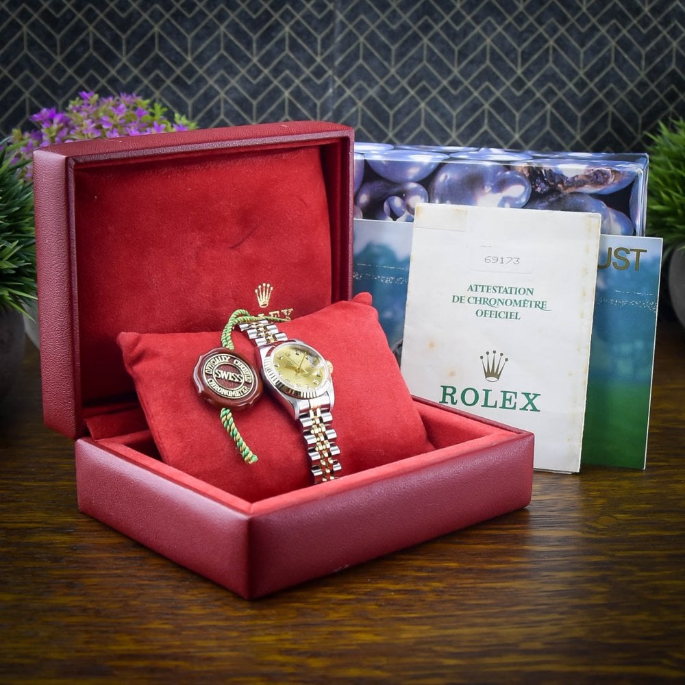 Lady-Datejust 69173 – Champagne Diamond Dial – 1996