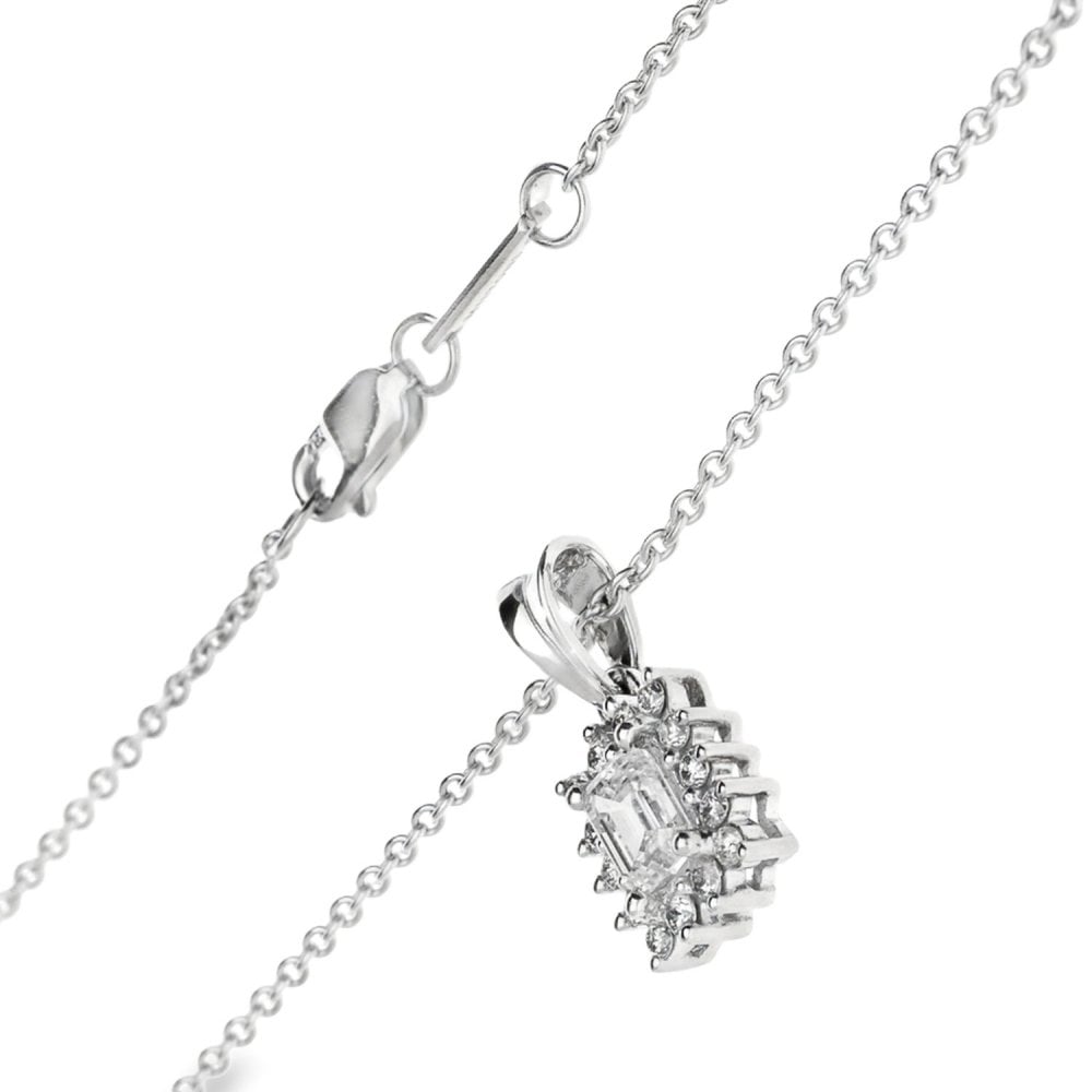 18ct White Gold Diamond Pendant & Necklace - 18" - 0.72ct