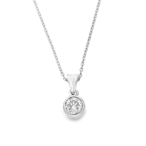18ct White Gold Diamond Pendant & Necklace - 18" - 0.95ct
