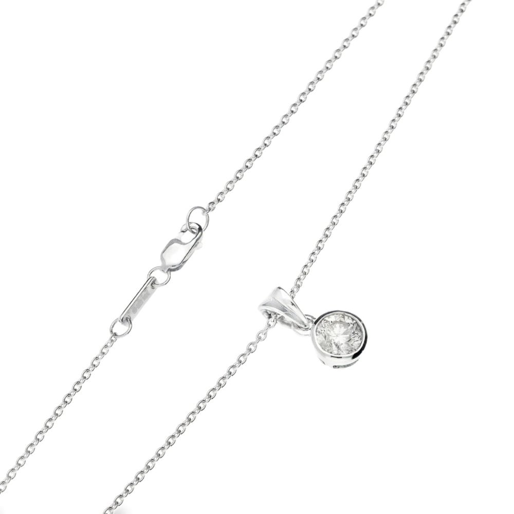 18ct White Gold Diamond Pendant & Necklace - 18" - 0.95ct