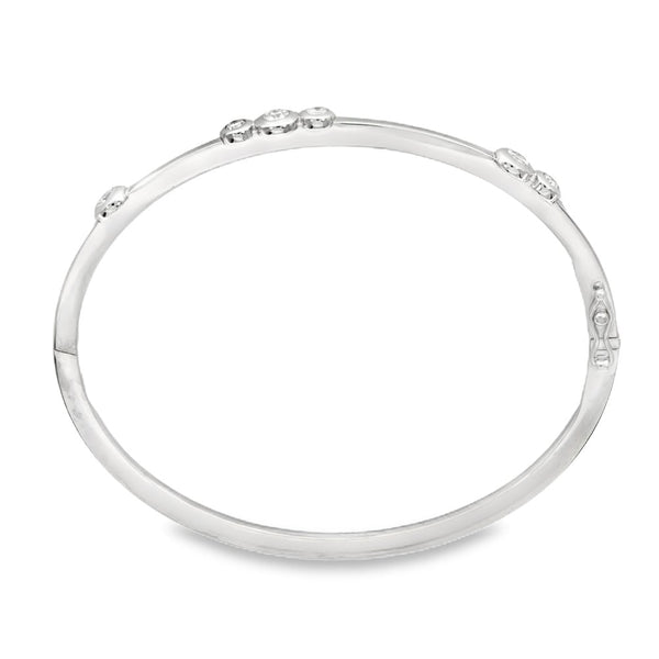 18ct White Gold Diamond Scatter Bangle - 16.5cm - 0.45ct