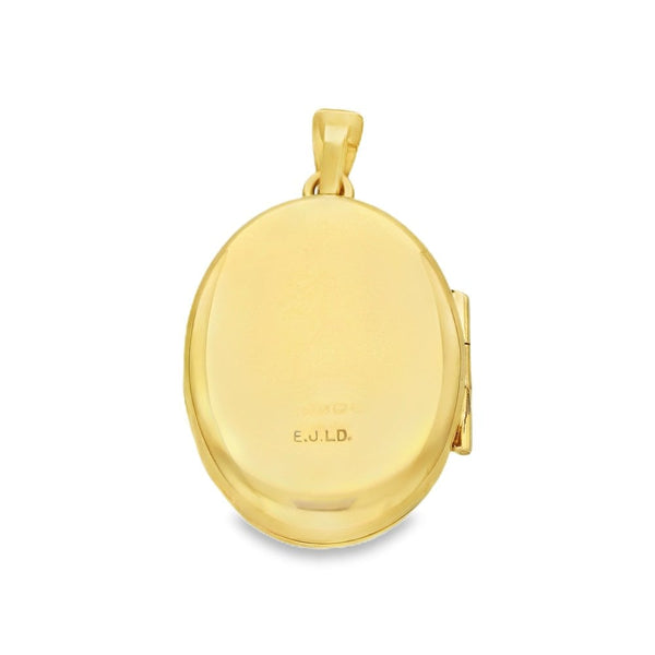 9ct Yellow Gold Oval Feather Engraved Locket - 17x24x6mm - 2.7g