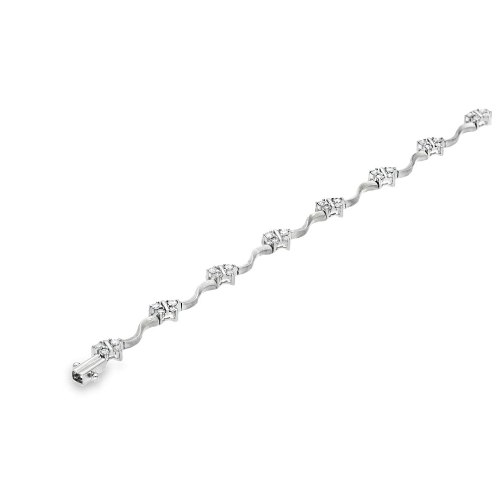 9ct White Gold Diamond Butterfly Bracelet - 7.5" - 0.95ct