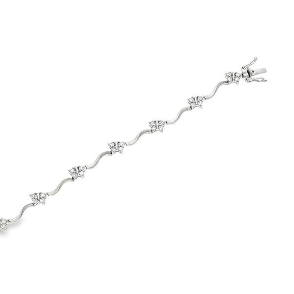 9ct White Gold Diamond Butterfly Bracelet - 7.5" - 0.95ct