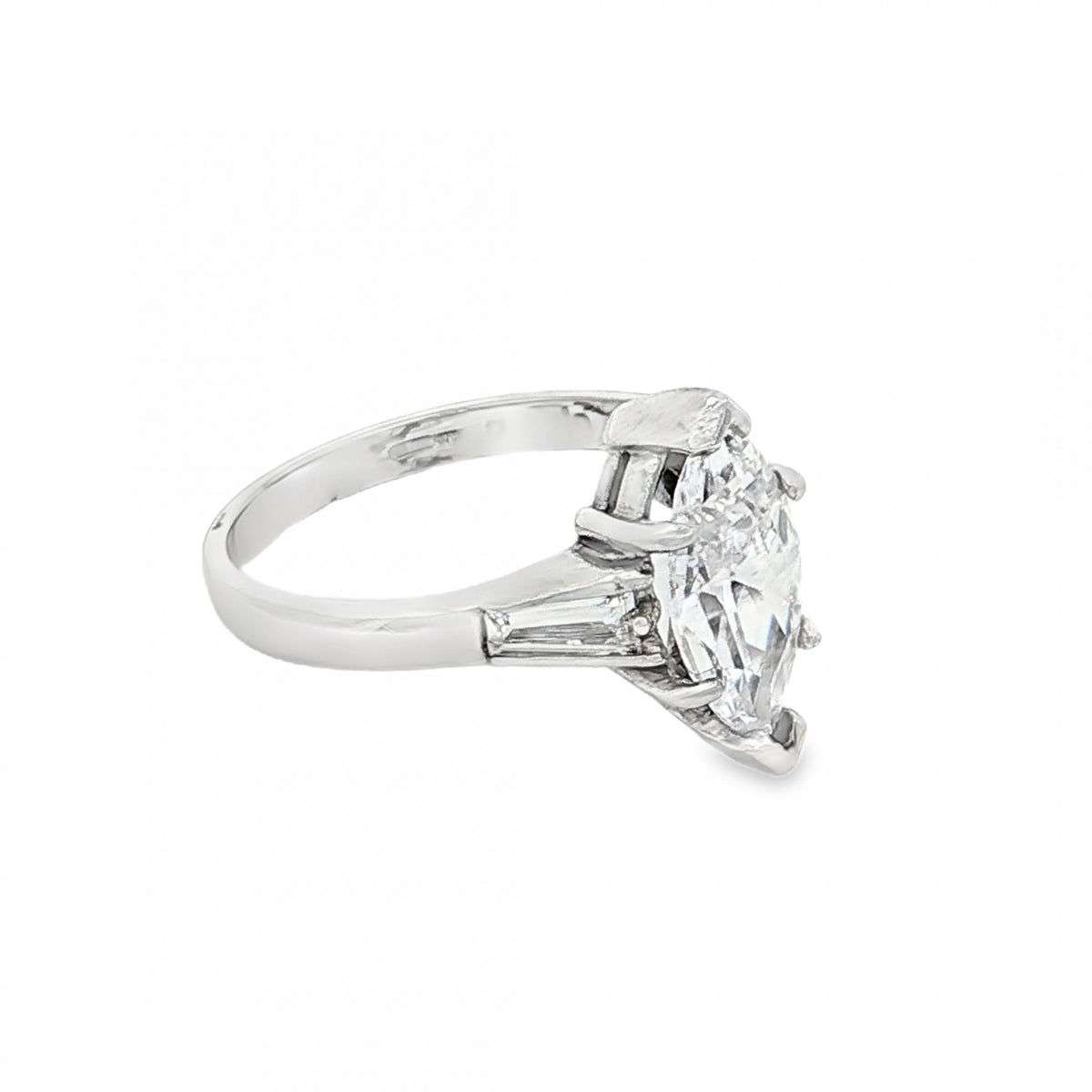 9ct White Gold Marquise CZ Solitaire Ring - Size M - 3.6g