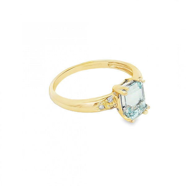 9ct Yellow Gold Aquamarine & Diamond Ring - Size L - 1.7g