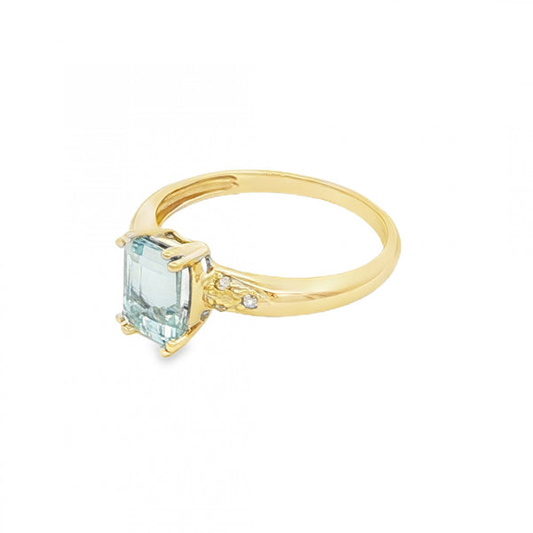 9ct Yellow Gold Aquamarine & Diamond Ring - Size L - 1.7g