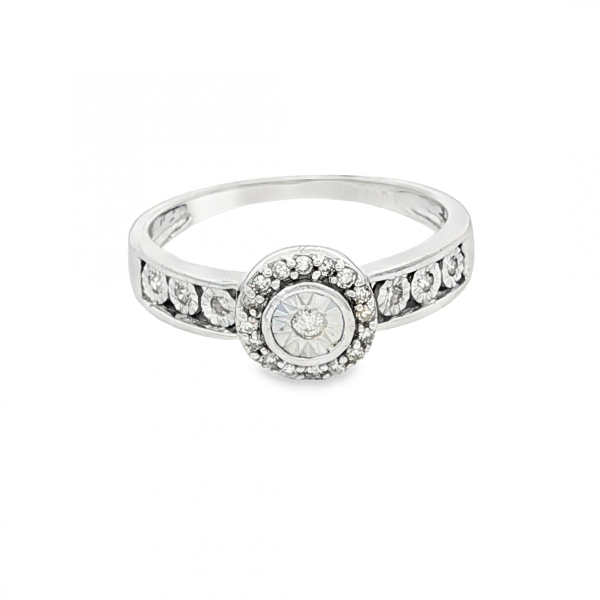 9ct White Gold Diamond Halo Cluster Ring - Size P - 0.15ct