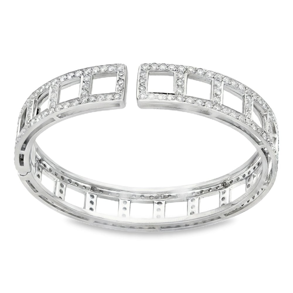 18ct White Gold Open Square Diamond Bangle - 16cm - 4.40ct