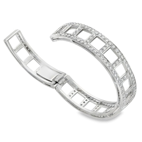 18ct White Gold Open Square Diamond Bangle - 16cm - 4.40ct