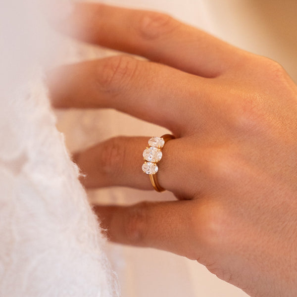 1.50ct Yellow Gold Certified Diamond Trilogy Ring - F/VS