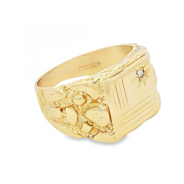 9ct Yellow Gold Diamond Signet Ring - Size V - 15mm