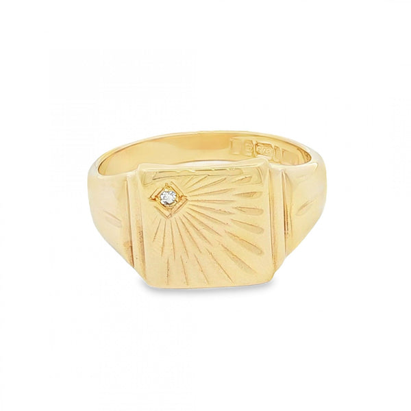 9ct Yellow Gold Diamond Signet Ring - Size T - 12mm