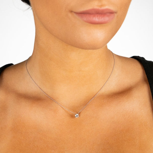 0.50ct White Gold Certified Diamond Pendant & Chain - D/VS1