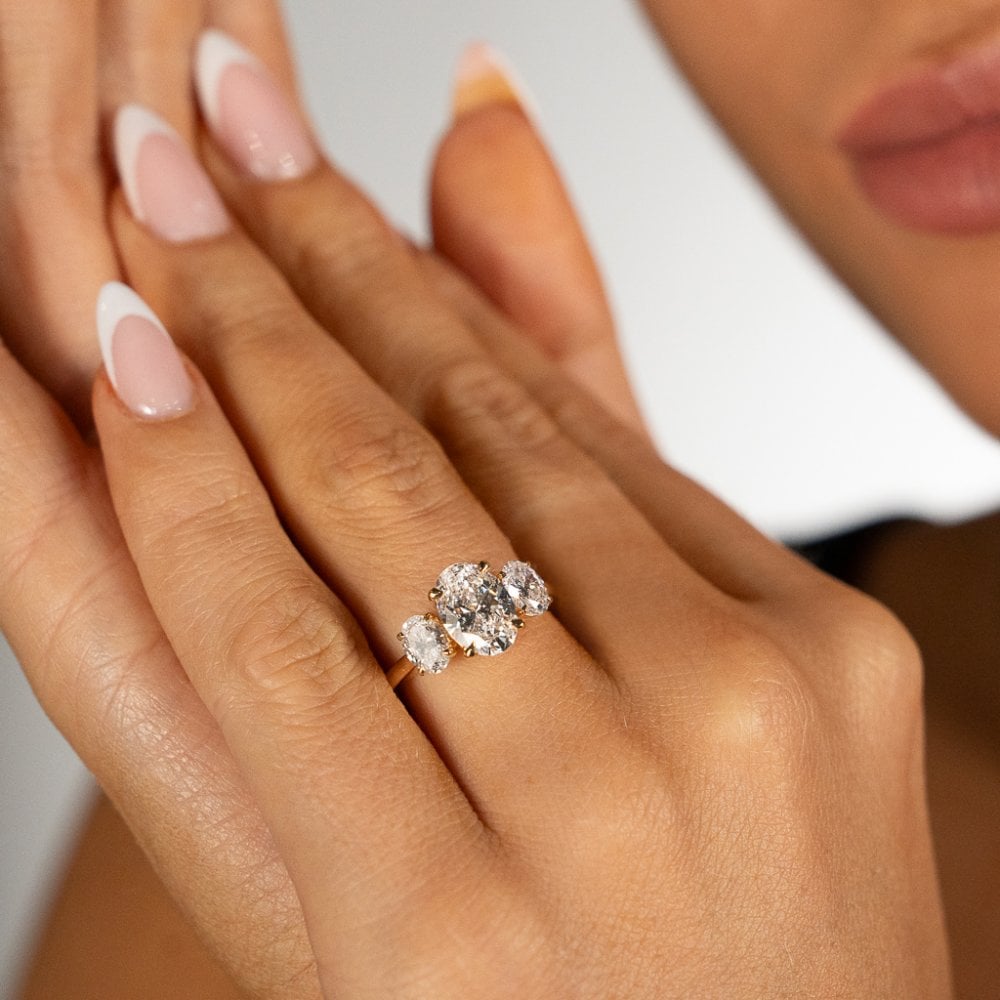 3.00ct Yellow Gold Certified Diamond Trilogy Ring - F/VS