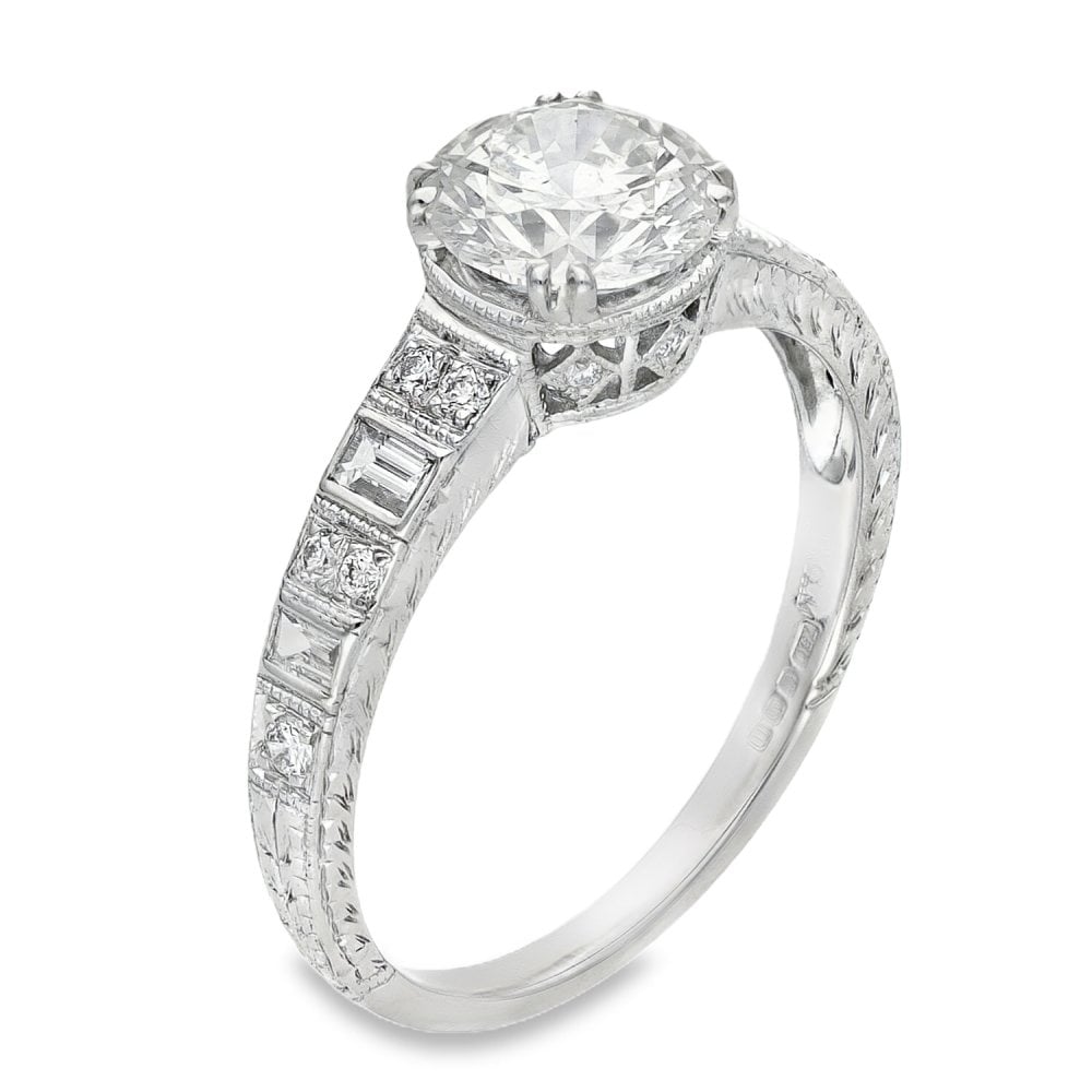 Ladies 18ct White Gold Diamond Engagement Ring -1.34ct
