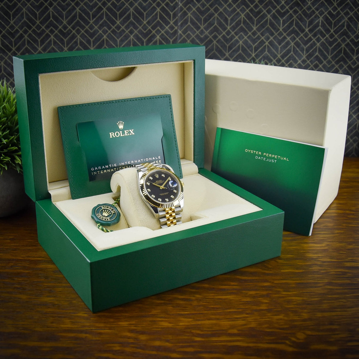 Datejust 126333 - Black Diamond Dial - 2021