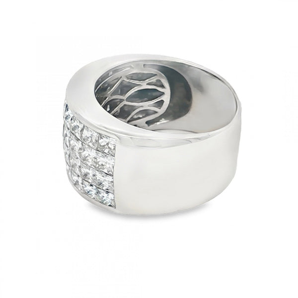 18ct White Gold Diamond Row Cluster Ring - Size N - 3.96ct