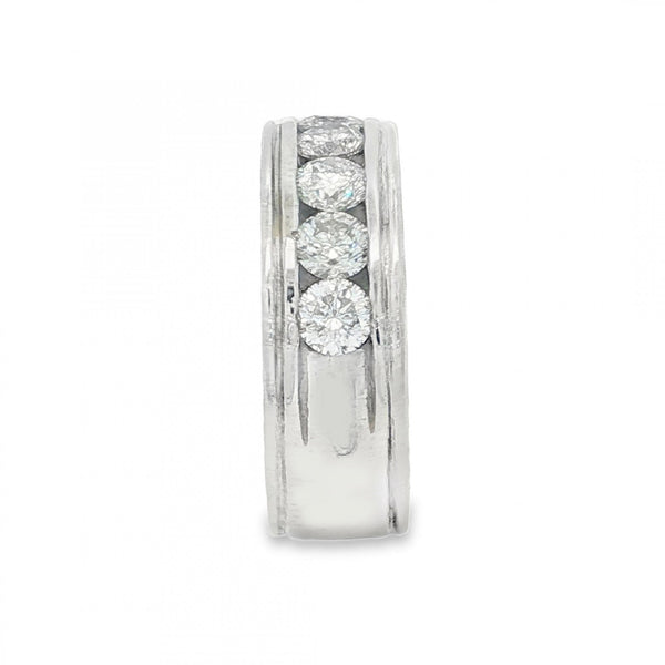 14ct White Gold Diamond Row Ring - Size P - 1.50ct