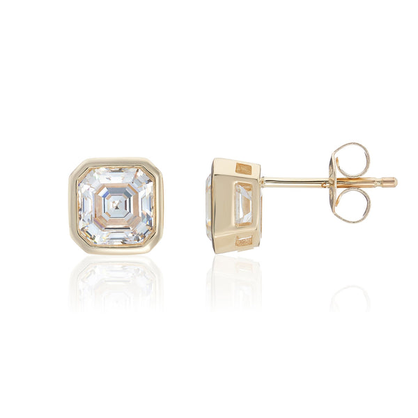 9ct Yellow Gold Cushion CZ Stud Earrings - 7x7mm - 2.1g