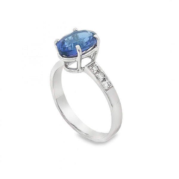 18ct White Gold Tanzanite & Diamond Ring - Size M - 0.10ct