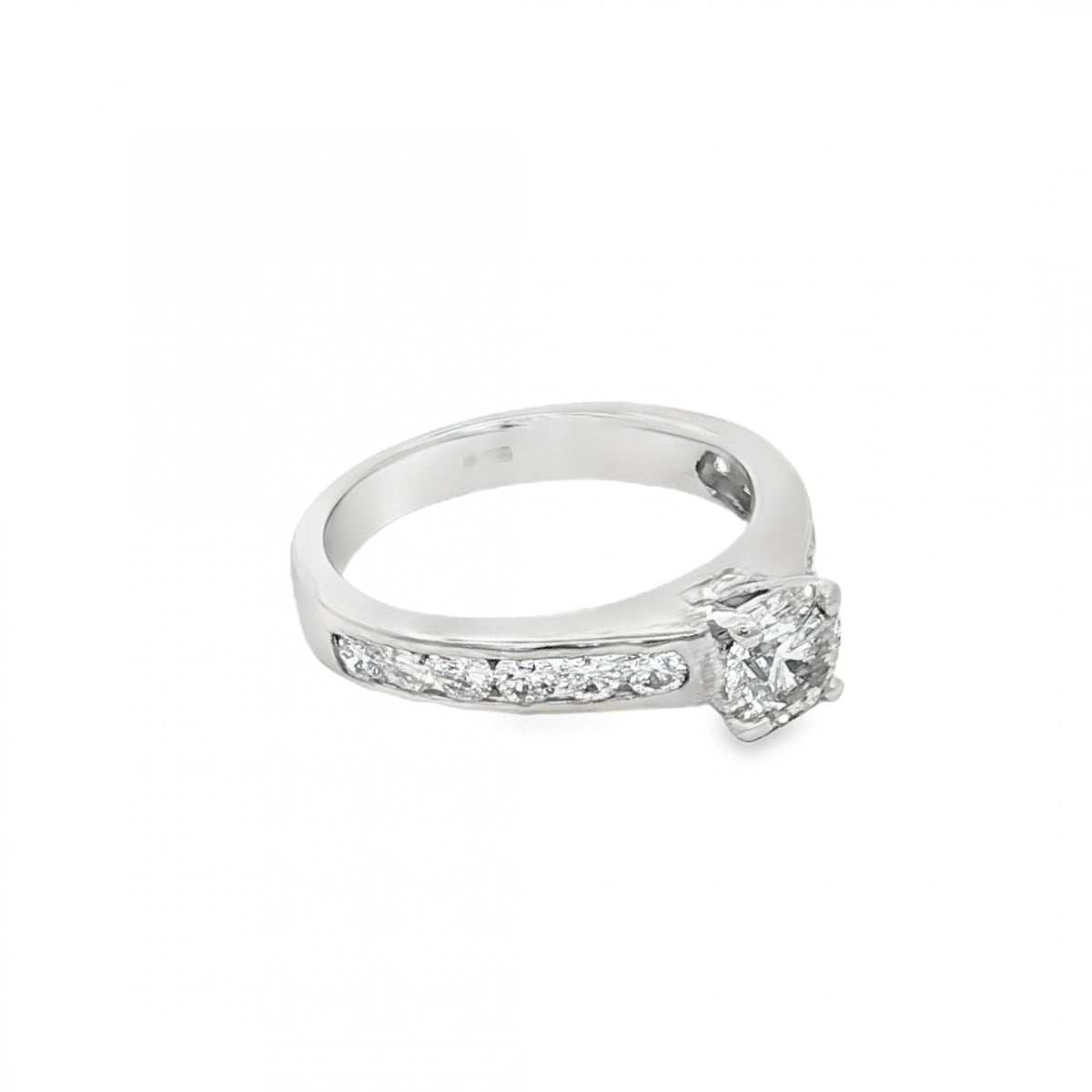 18ct White Gold Certified Diamond Engagement Ring - 0.89ct
