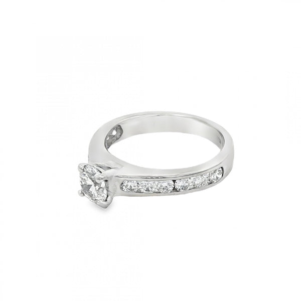 18ct White Gold Certified Diamond Engagement Ring - 0.89ct