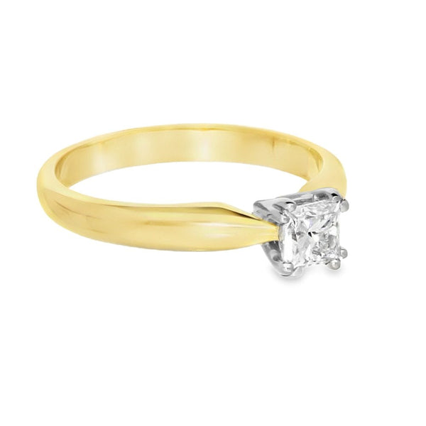 18ct Yellow Gold Princess-Cut Diamond Engagement Ring - 0.42ct