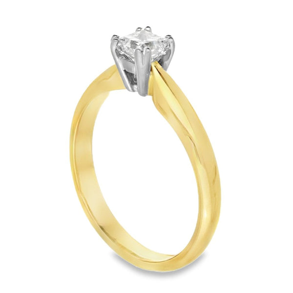 18ct Yellow Gold Princess-Cut Diamond Engagement Ring - 0.42ct