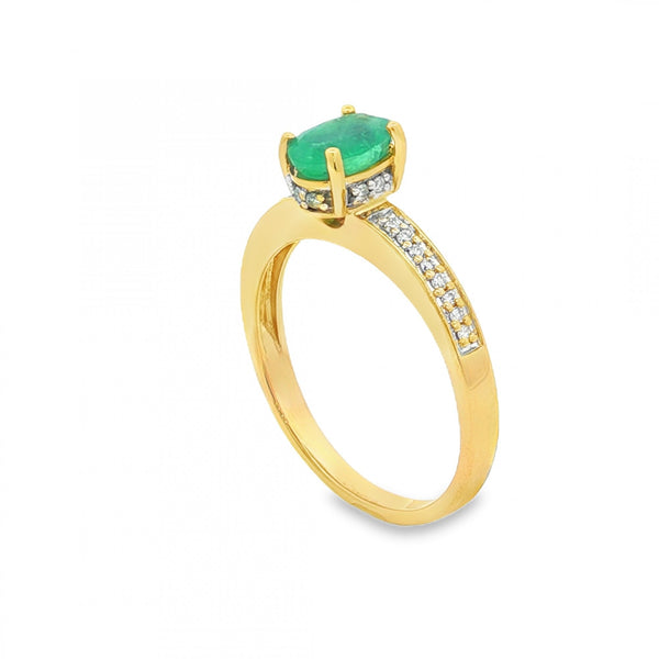 18ct Yellow Gold Emerald & Diamond Ring - Size N - 0.18ct