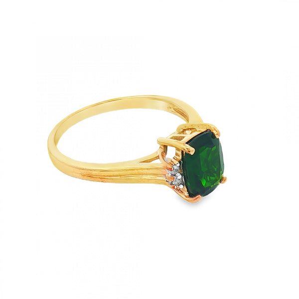 9ct Yellow Gold Green Tourmaline & Diamond Ring - Size N - 2.5g