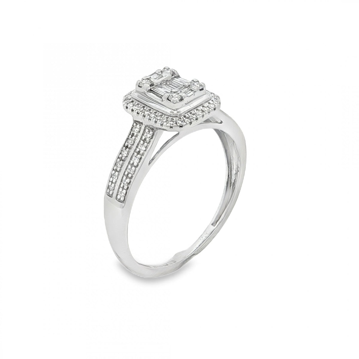 9ct White Gold Diamond Cluster Ring - Size K½ - 0.50ct