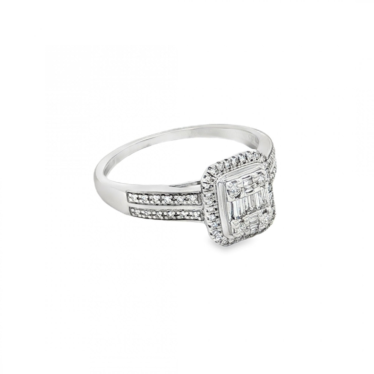 9ct White Gold Diamond Cluster Ring - Size K½ - 0.50ct