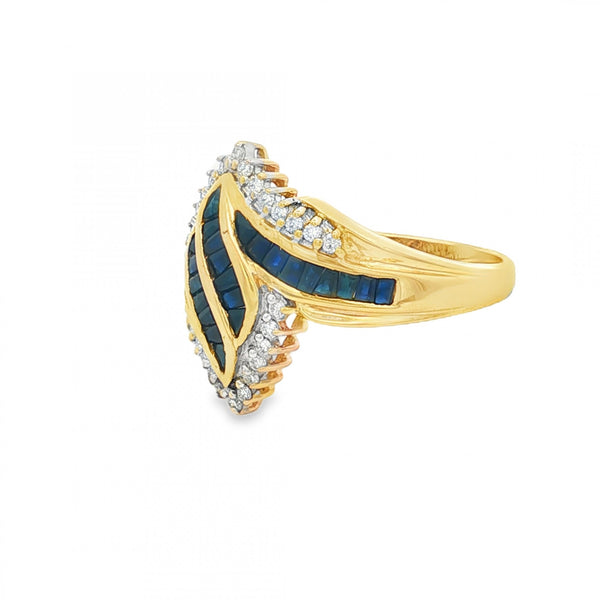 9ct Yellow Gold Sapphire & Diamond Cluster Ring - Size P -0.28ct
