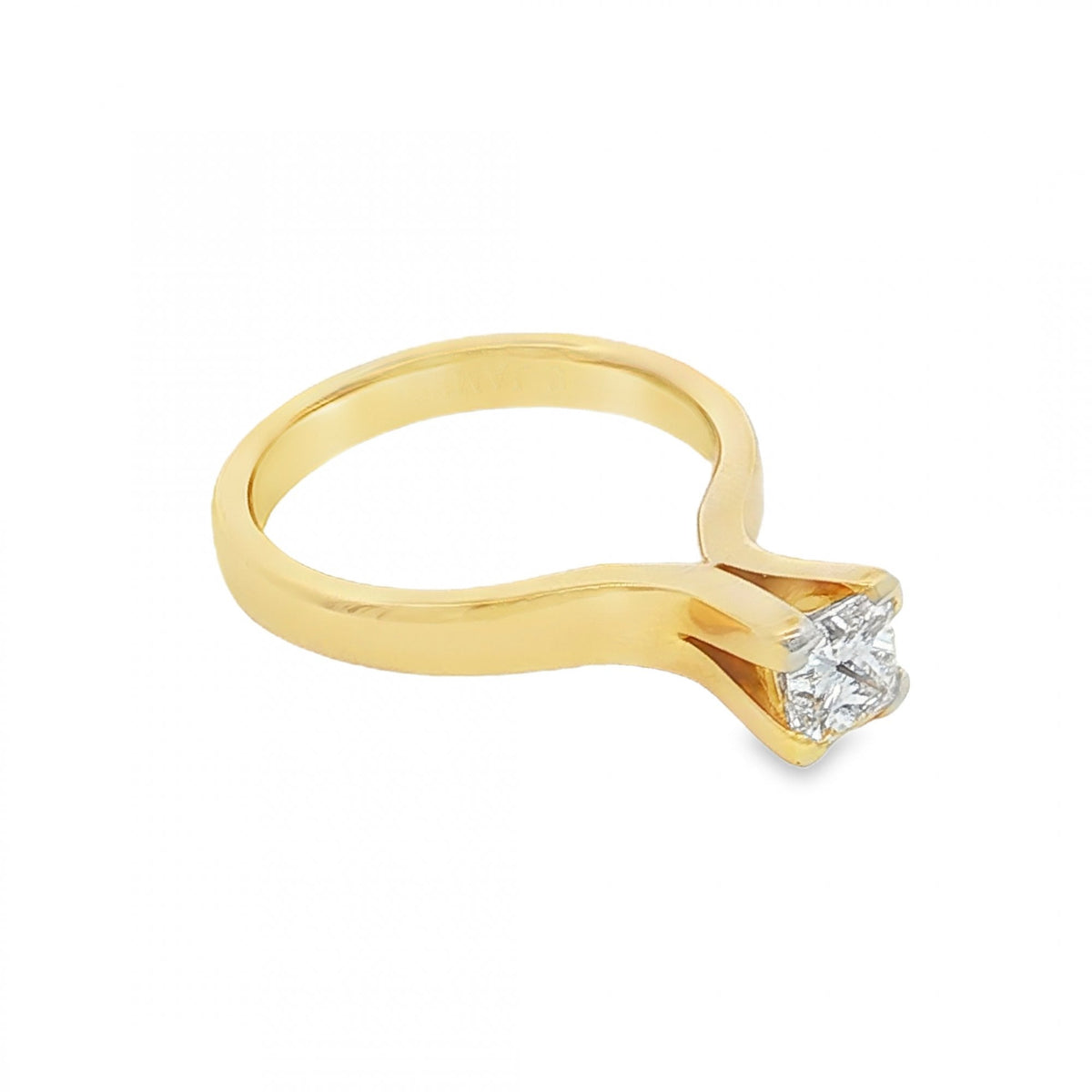 18ct Yellow Gold Princess Diamond Engagement Ring - 0.74ct
