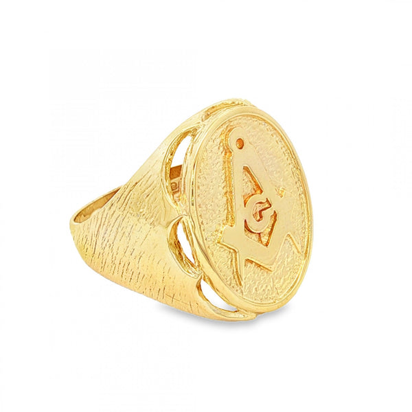 9ct Yellow Gold Oval Masonic Signet Ring - Size P - 20mm