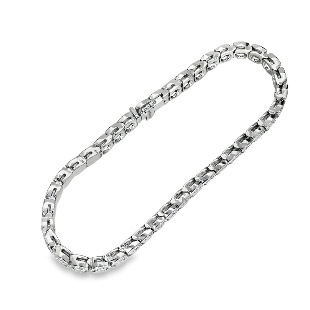 18ct White Gold Diamond Tennis Bracelet - 8.5" - 35.9g - 10.95ct