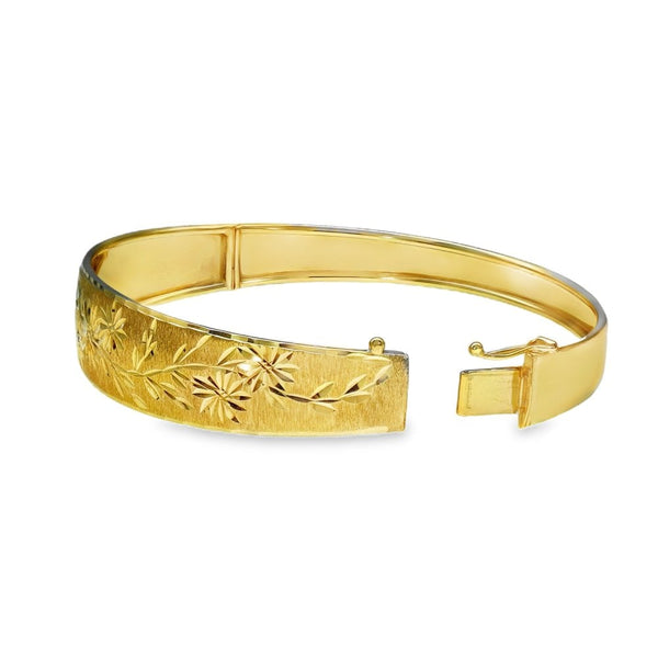 9ct Yellow Gold Flower & Leaf Bangle - 17.5cm - 9.8g