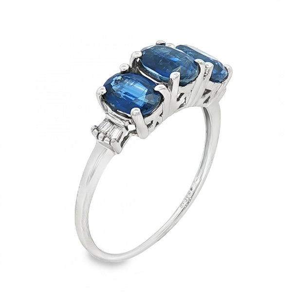 9ct White Gold Sapphire & Diamond Trilogy Ring - Size S - 2.63ct