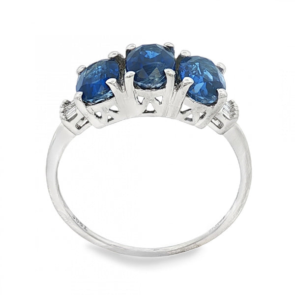 9ct White Gold Sapphire & Diamond Trilogy Ring - Size S - 2.63ct