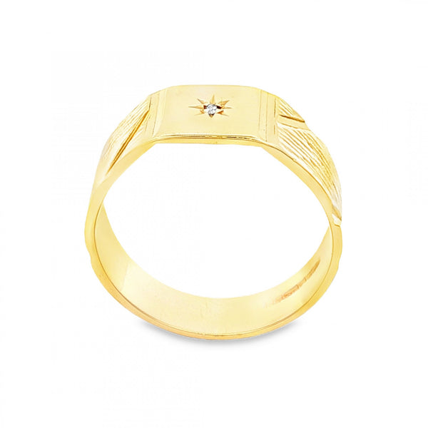 9ct Yellow Gold Diamond Square Signet Ring - Size S½ - 9mm